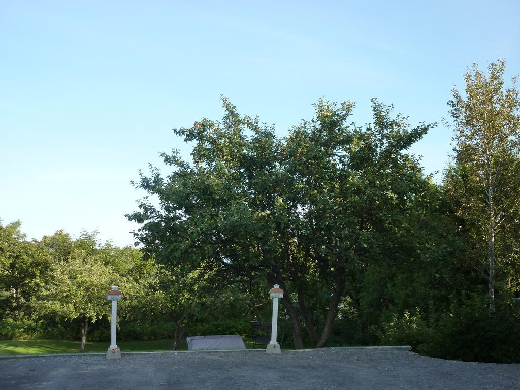 Auberge Petite Plaisance ลามัลแบ ภายนอก รูปภาพ