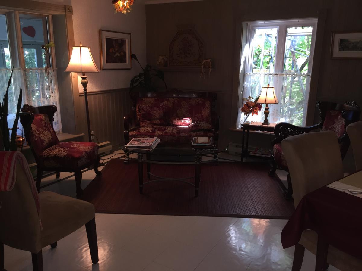 Auberge Petite Plaisance ลามัลแบ ภายนอก รูปภาพ