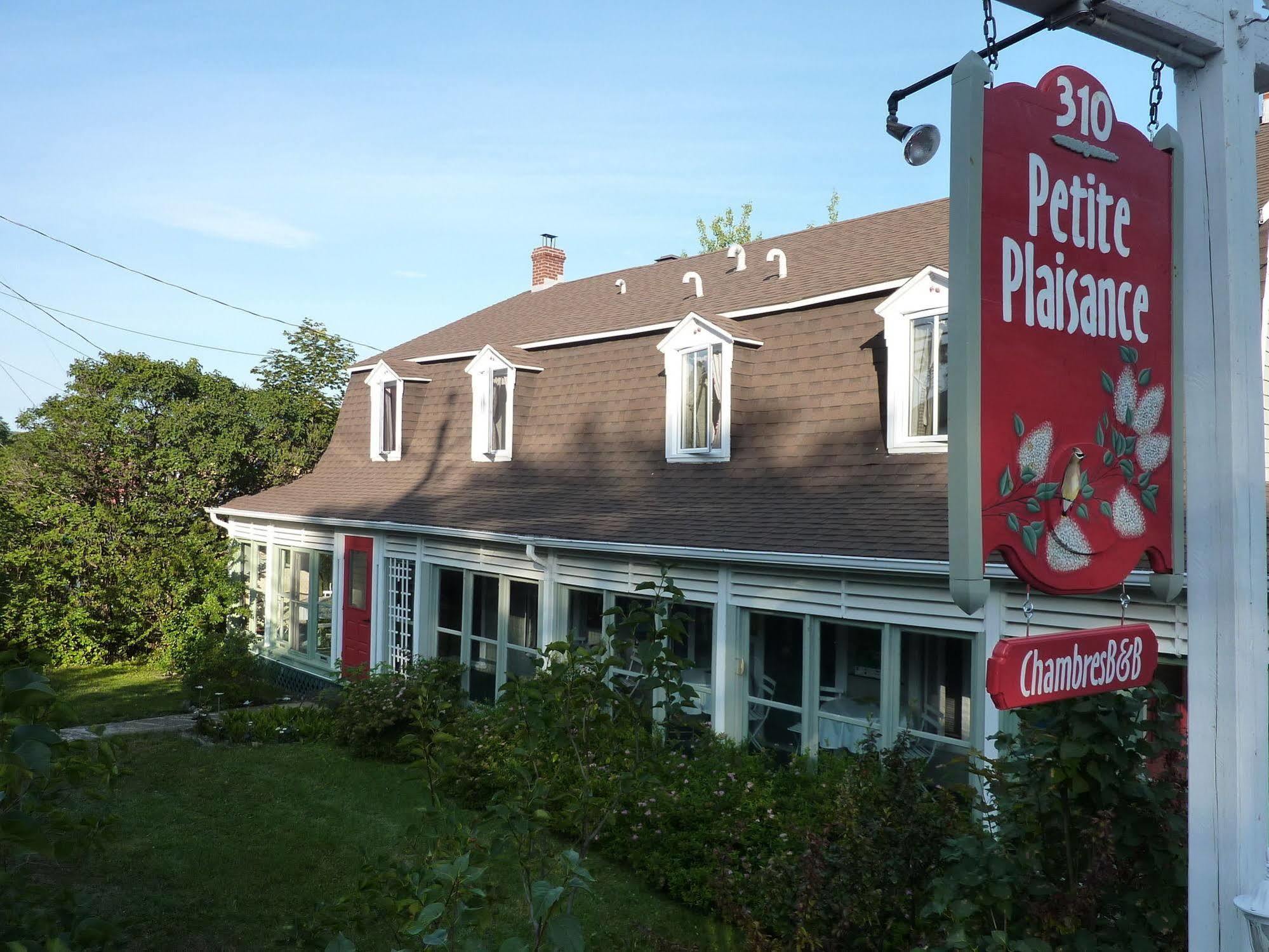 Auberge Petite Plaisance ลามัลแบ ภายนอก รูปภาพ